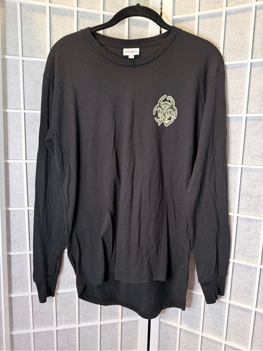 LuLaRoe Black Long Sleeve Tee Zombie Small Green Glow in the dark Graphic